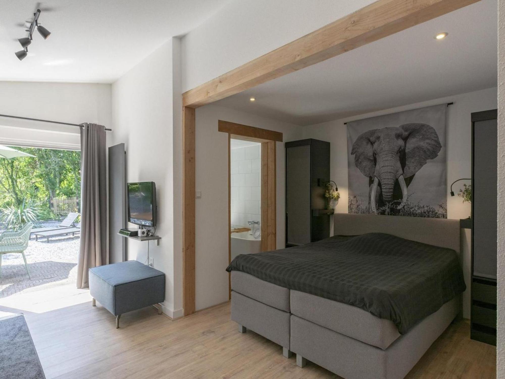 Luxurious Furnished Bungalow With Terrace Callantsoog Exterior photo